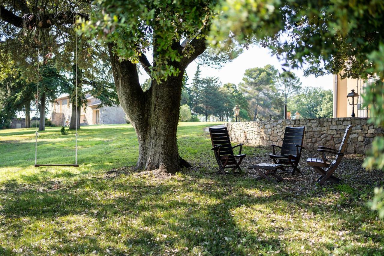 Chateau Les Crostes ลอร์เกส ภายนอก รูปภาพ