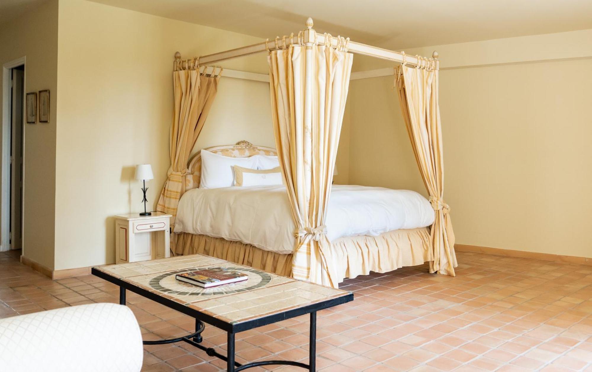 Chateau Les Crostes ลอร์เกส ห้อง รูปภาพ